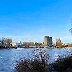 Apartman T3 - Parking Prive - Terrasse - Proche Busway