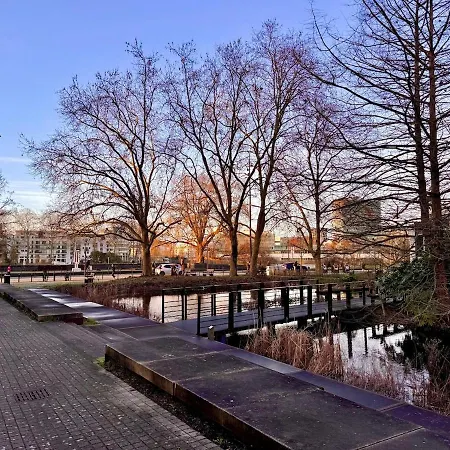 T3 Lumineux Avec Terrasse Et Parking - Ile De 南特