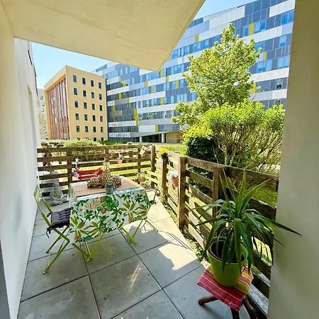 Apartment Spacieux T3 - Lumineux - Ile De & Centre Avec Terrasse Et Parking